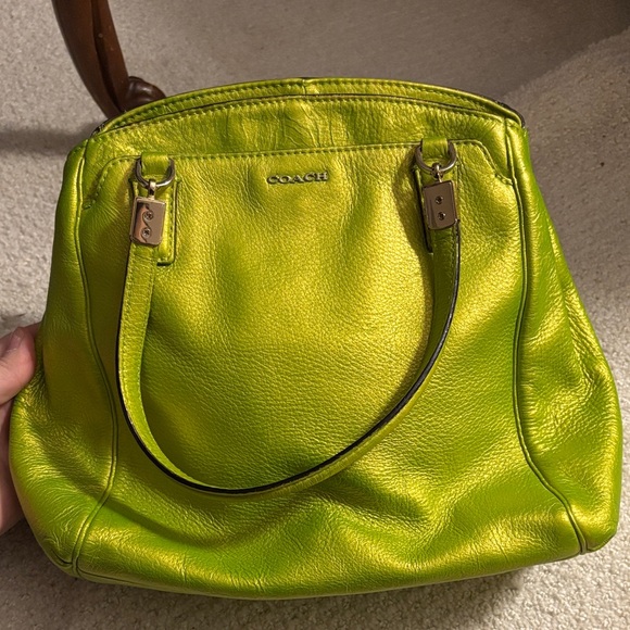 Coach Minetta Metallic Green Leather Shoulder Bag - Picture 1 of 11